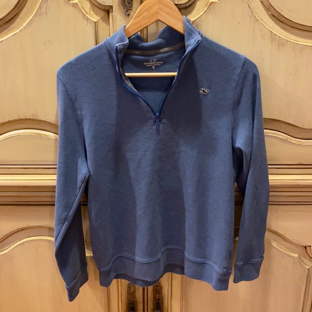 Vineyard Vines blue 1/2 zip Boy’s sweatshirt
